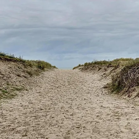 In Koksijde Near The Dunes, Cleaning Included Апартаменты